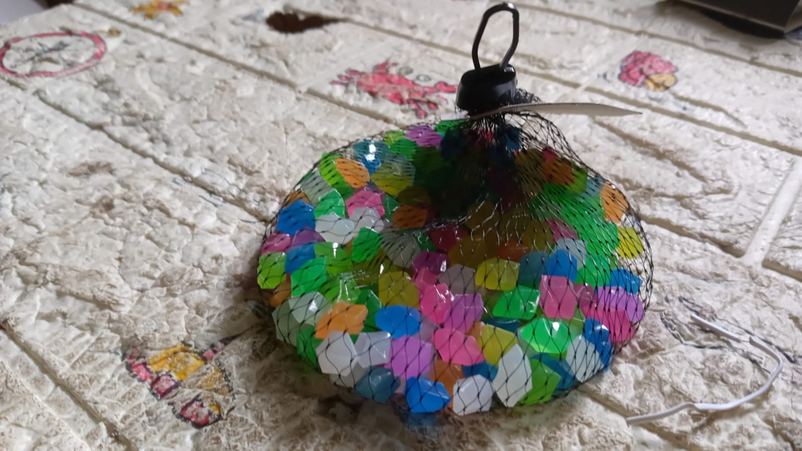 Multi-Color Decorative Stone for Garden / Lawn / Aquarium Fish Tank Gravel / Flower Pots Decoration Pebbles for Fish Bowl & All Purpose Attractive Stone Set Multi-Color Decorative Stone for Garden / Lawn / Aquarium Fish Tank Gravel / Flower Pots Decoration Pebbles for Fish Bowl & All Purpose Attractive Stone Set